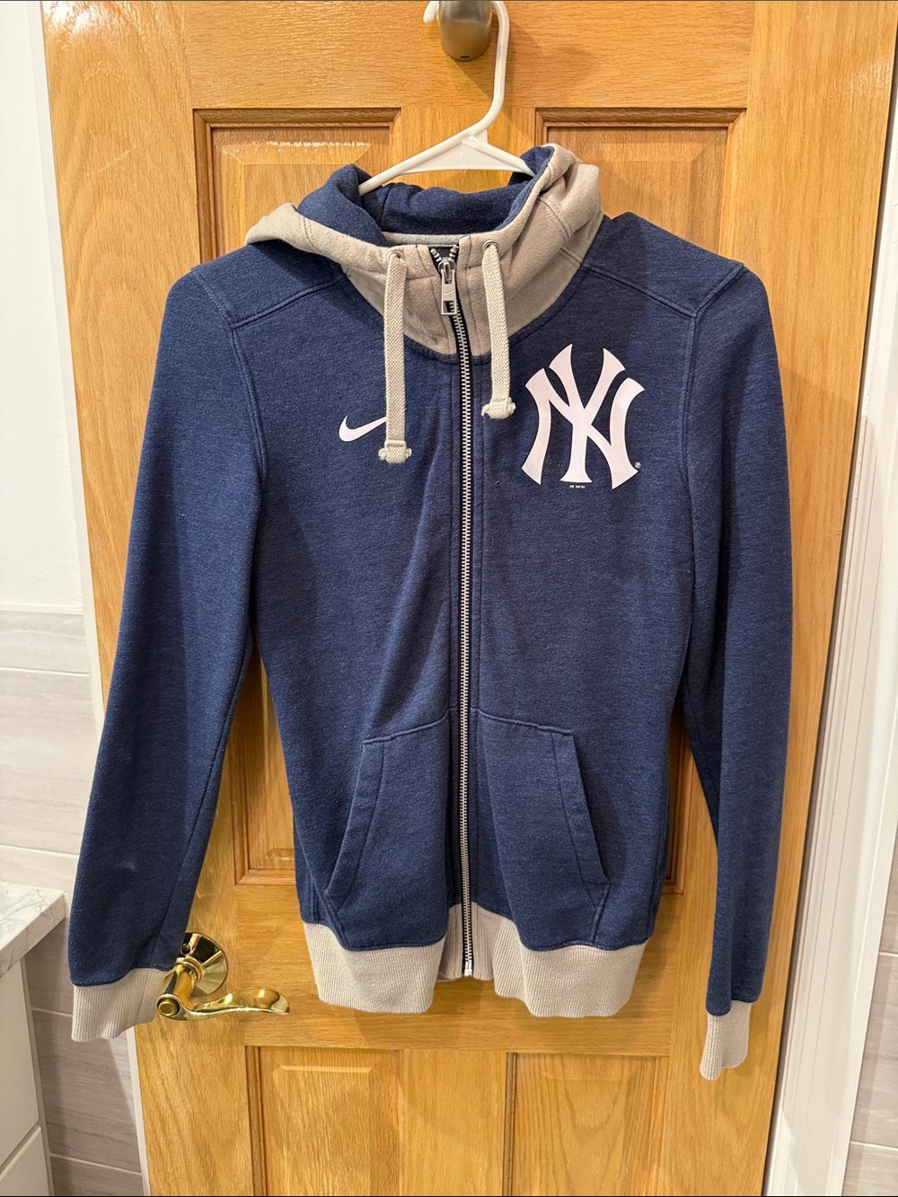 Nike Kids Navy & Gray New York Yankees Zip Hoodie